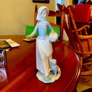 Lladro figure lady with puppy
